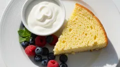 Yoghurtcake zonder bloem: hoe maak je een licht dessert voor het hele gezin?