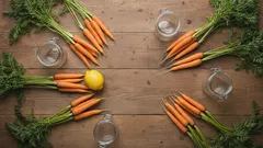 Wortelsap uit eigen keuken: simpele methode om maandenlang van vers sap te genieten